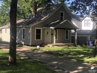 208 NE 8th St, Abilene, KS 67410