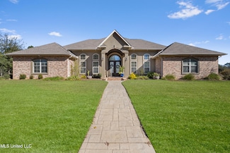 2704 Royal Run, Gautier, MS 39553