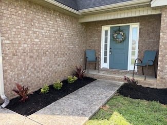 2435 Auldridge Dr, Christiana, TN 37037