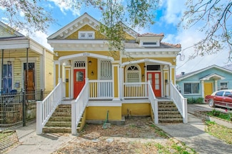 2920 Banks St, New Orleans, LA 70119