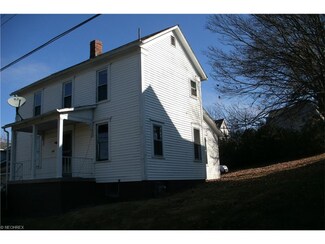 147 Ohio St, Barnesville, OH 43713