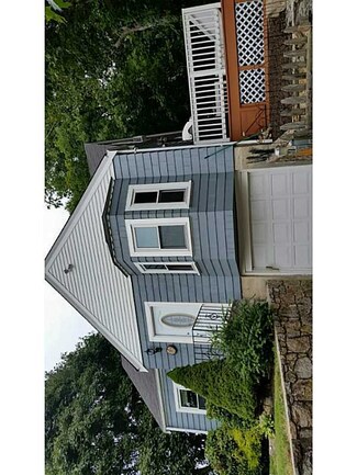 23 Atwood St, West Warwick, RI 02893