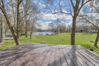 4790 Downing Dr, Pinckney, MI 48169