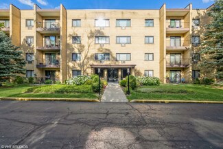 6630 S Brainard Ave Unit 111, Countryside, IL 60525