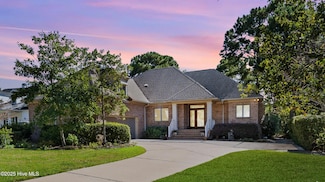 2945 Moorings Way SE, Southport, NC 28461