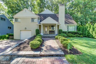 5517 Uppingham St, Chevy Chase, MD 20815