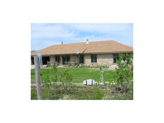 18635 Styne Rd, Camden Point, MO 64018