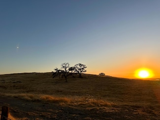 9775 Paraiso Blvd, Lake Don Pedro, CA 95329