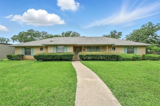 104 Timber Ridge Cir, Burleson, TX 76028