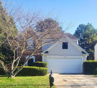 6028 Hidden Meadow Ln, Charlotte, NC 28269