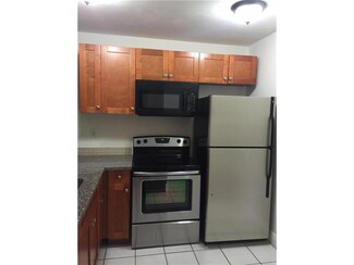 486 NW 165th Street Rd Unit B-502, Miami, FL 33169