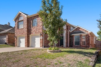 5005 Sailwind Dr, Fort Worth, TX 76135