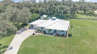 2124 NE Voss Oaks Cir, Arcadia, FL 34266