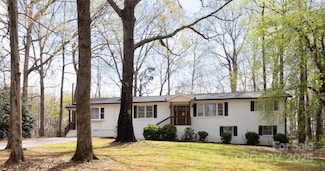 1035 Timberlane Dr, Lincolnton, NC 28092