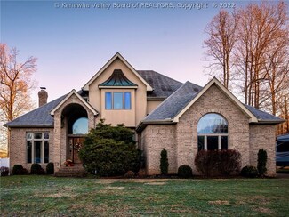 13 Holly Cir, Winfield, WV 25213
