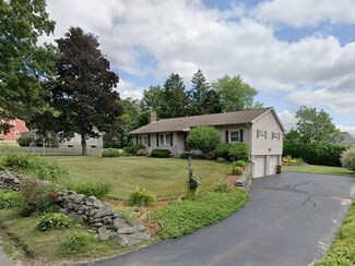 15 Curtis St, Auburn, MA 01501