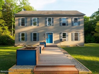 664 Main Rd, Monterey, MA 01245