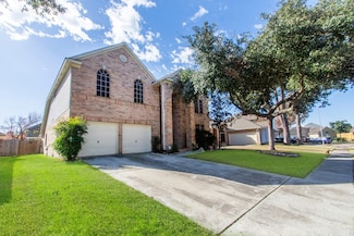 2415 Blue Shadow Dr, Spring, TX 77388