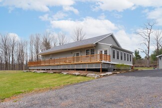 15 Ketcham Rd, Voorheesville, NY 12186