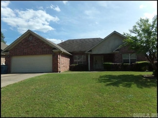 31 Congressional Dr, Little Rock, AR 72210