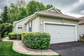3866 Woodbury Oval Unit 91, Stow, OH 44224