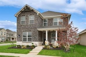 10013 Adams Ln, Aubrey, TX 76227