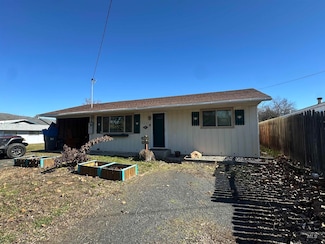 1119 Francis St, Clarkston, WA 99403