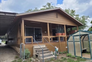 1189 Pebble Beach Rd, Lakehills, TX 78063