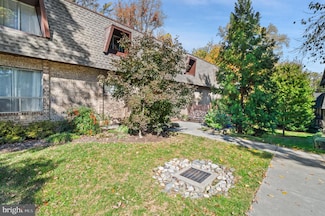 11616 Vantage Hill Rd Unit 2C, Reston, VA 20190