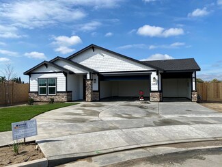 1139 N Howland St, Porterville, CA 93257