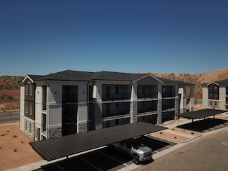 133 N Rock Canyon Unit J204, Hurricane, UT 84737