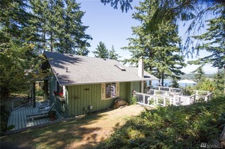 1156 Island Dr, Lummi Island, WA 98262