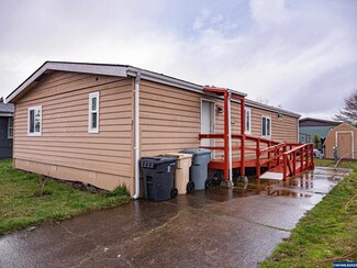 2151 Three Lakes Rd SE, Albany, OR 97322