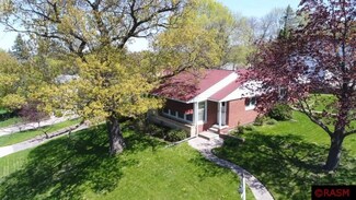 151 Shadywood Ave, Mankato, MN 56001