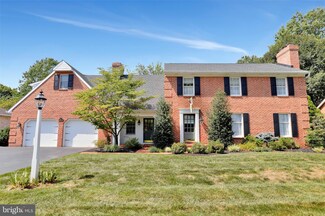12916 Woodburn Dr, Hagerstown, MD 21742