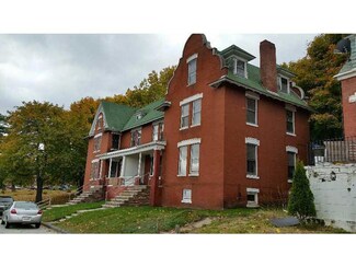 27-29 Lochness Rd, Rumford, ME 04276