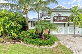 304 60th St Unit A, Holmes Beach, FL 34217