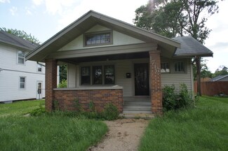 1716 Hancock St, Rockford, IL 61103
