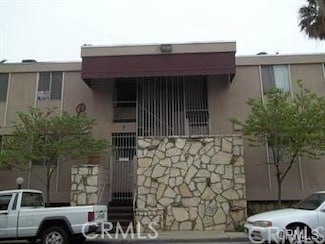 6979 Palm Ct Unit 202, Riverside, CA 92506