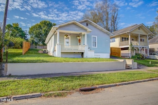 423 Wilson Ave, Johnson City, TN 37604