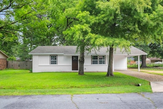 1207 Oakdale St, Lonoke, AR 72086