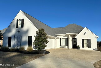 333 Royal Pond Cir, Flowood, MS 39232