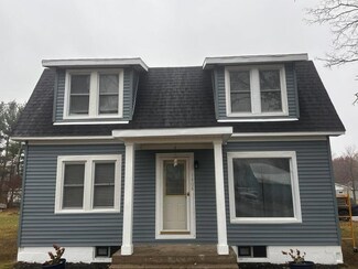 1408 E Pine Hill Ave, White Cloud, MI 49349