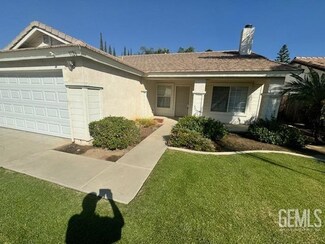 9126 Jenna Kathryn Dr, Bakersfield, CA 93312