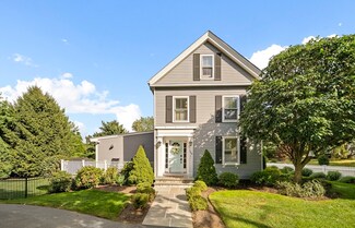 108 Union St, Natick, MA 01760