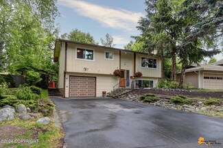 3440 Kachemak Cir, Anchorage, AK 99515