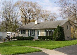 36240 N Mill Ct, Gurnee, IL 60031