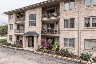 9211 S Roberts Rd Unit 3A, Hickory Hills, IL 60457