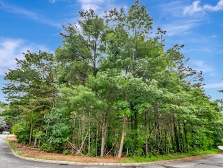 15 Randall Farm Dr, Easton, MA 02356