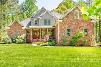 143 Draper Dr, Statesville, NC 28625